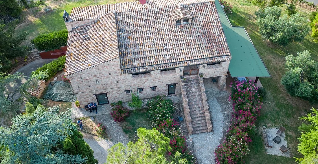 Azienda agraria agrituristica FIORENIRE di Cocci Pompilio e Carla